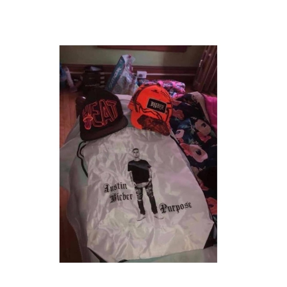 Bag and hat bundle